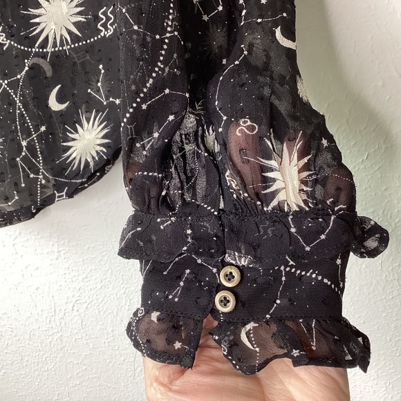 Anthropologie Celestial Puff Sleeve Top Med - Picture 9 of 13
